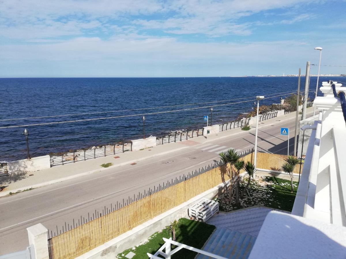 Casa Viky Hotell Bari Exteriör bild